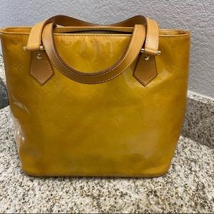 Louis Vuitton Vernis Houston handbag